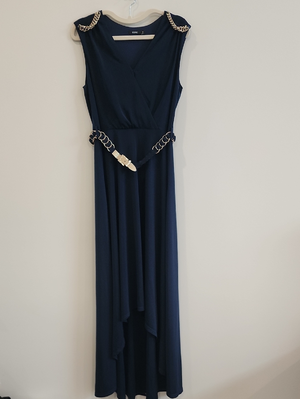 Chic Navy High-Low Maxi Dress with Gold Chain Accents - Heavy Fabric And Chains